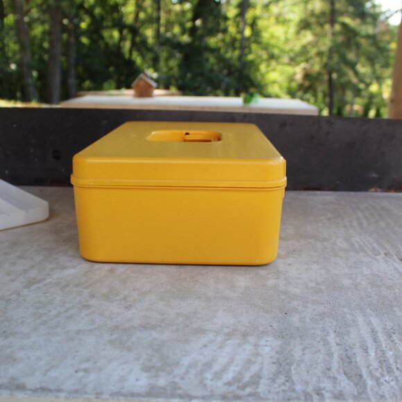 Vintage Wil-Hold Sewing Box โ Mustard Yellow โ Retro Craft Organizer - Picture 9 of 13